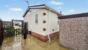 Photo 15- click for photo gallery